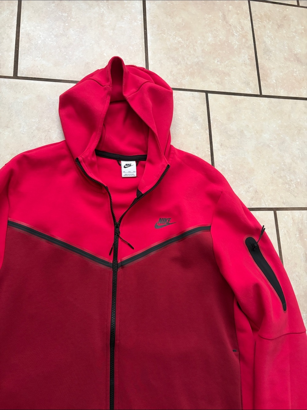 Used Nike Men's Two-Tone Red Hooded Performance Jacket